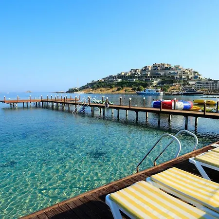 Cactus Mirage Family Club Resort 4*