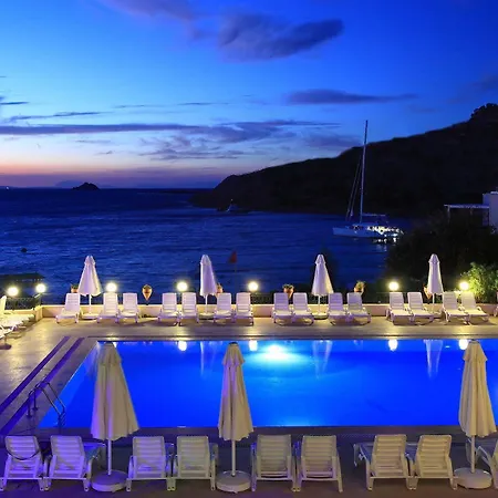 Cactus Mirage Family Club Курортный комплекс