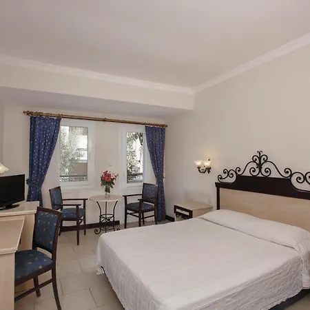 Cactus Mirage Family Club Курортный комплекс