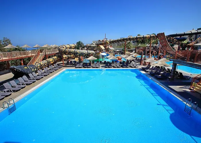 Cactus Mirage Family Club Feriested