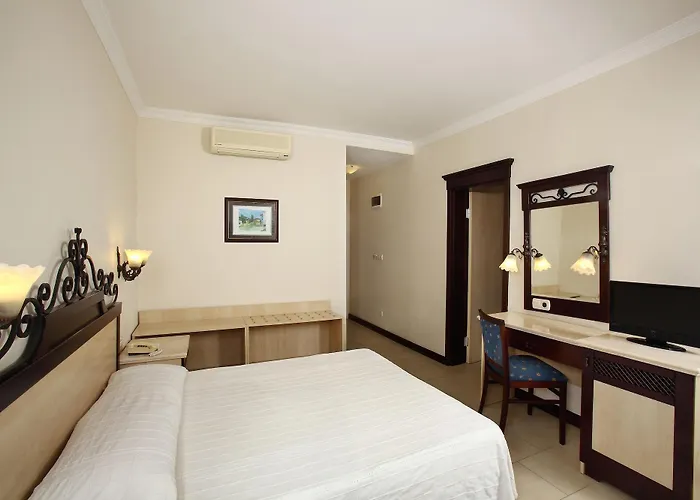 Cactus Mirage Family Club