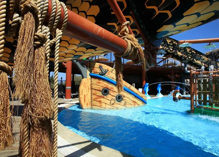 Ośrodek wypoczynkowy Cactus Mirage Family Club 4*