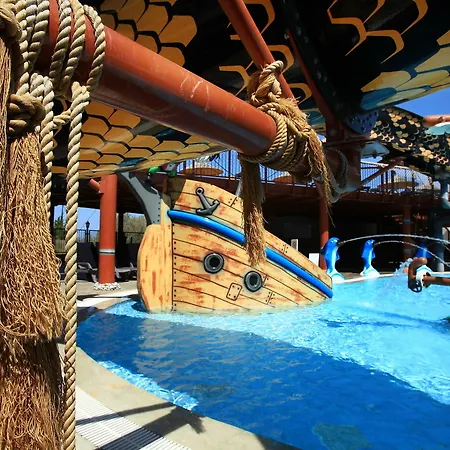 Feriested Cactus Mirage Family Club 4*