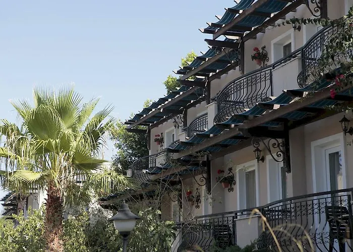 Cactus Mirage Family Club 4*